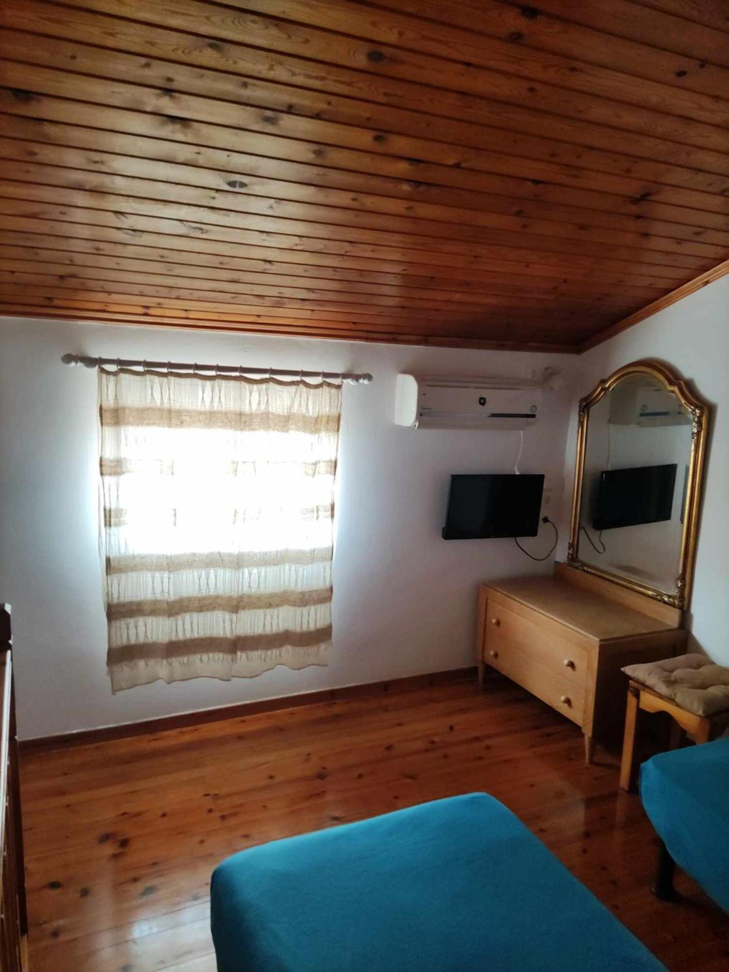Alexandra'S Apartments Acharavi  Ngoại thất bức ảnh