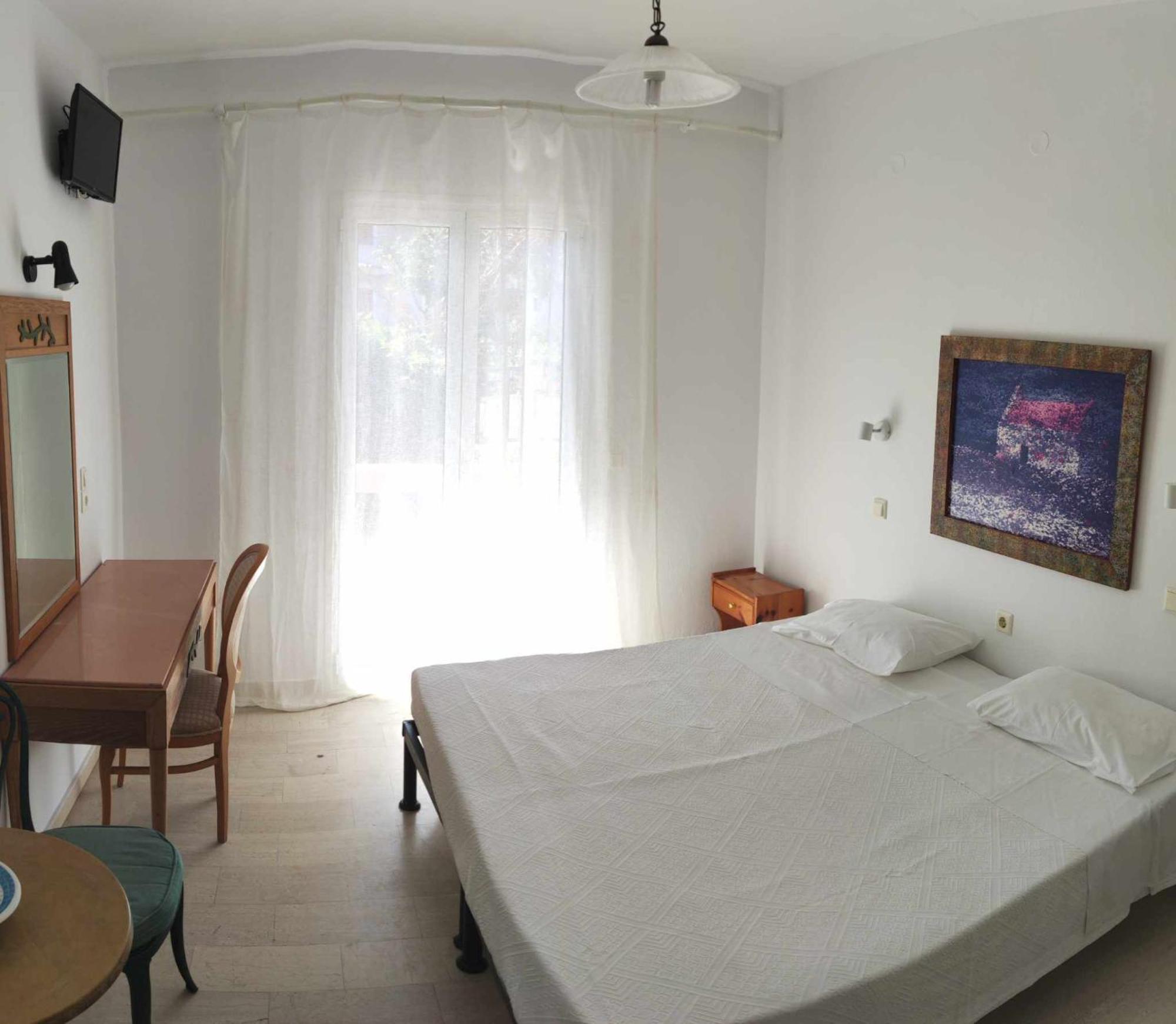 Alexandra'S Apartments Acharavi  Ngoại thất bức ảnh